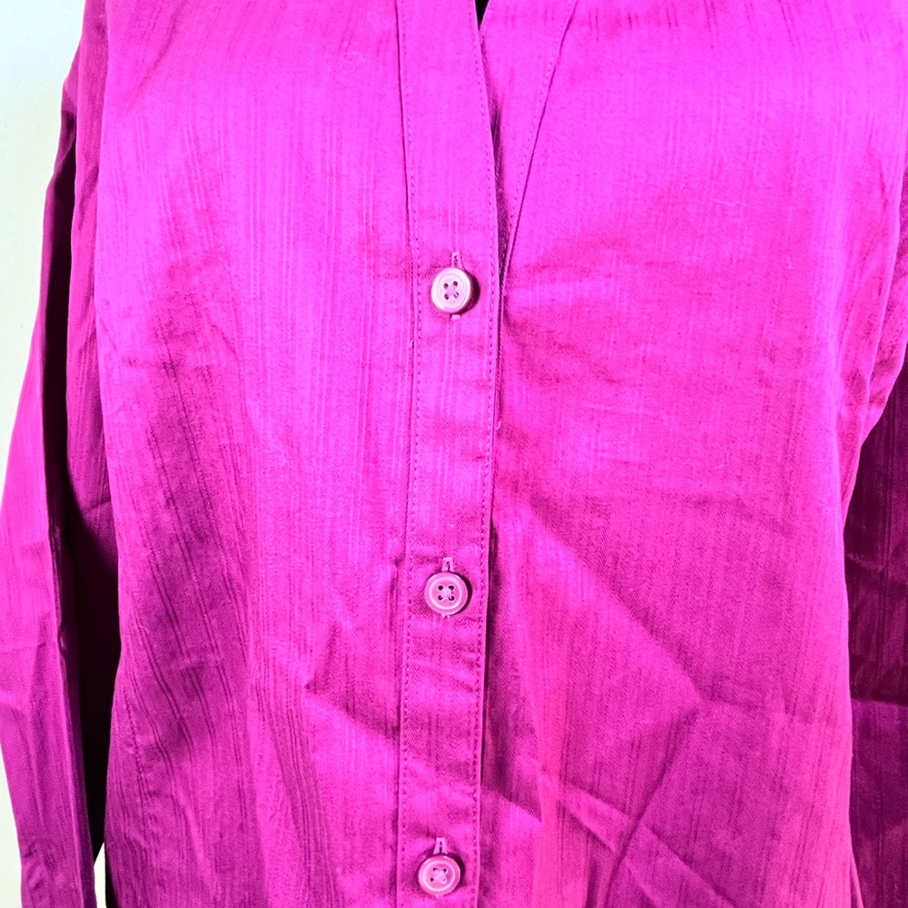 Ann Taylor Sz12 V Neck Button Up Blouse French Cuff Office to Dinner Out - Picture 8 of 9